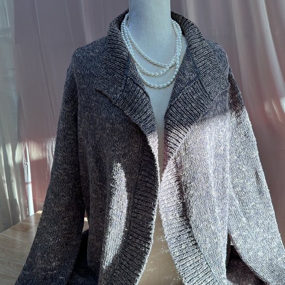 CAbi Cardigan Open Front Rounded Bottom - Picture 9 of 9